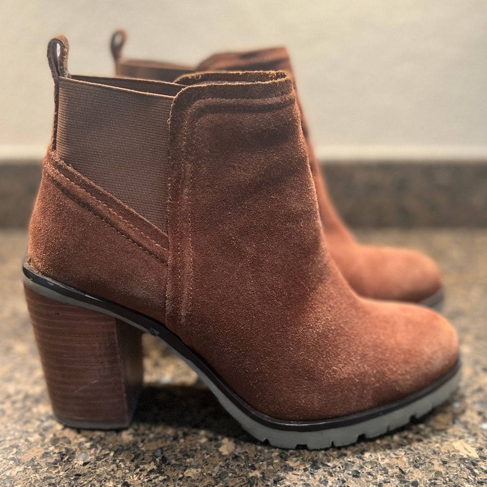 Crevo charliee ankle boots